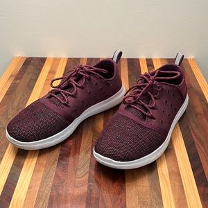 Under Armour Sneakers - Size 7.5 - Maroon